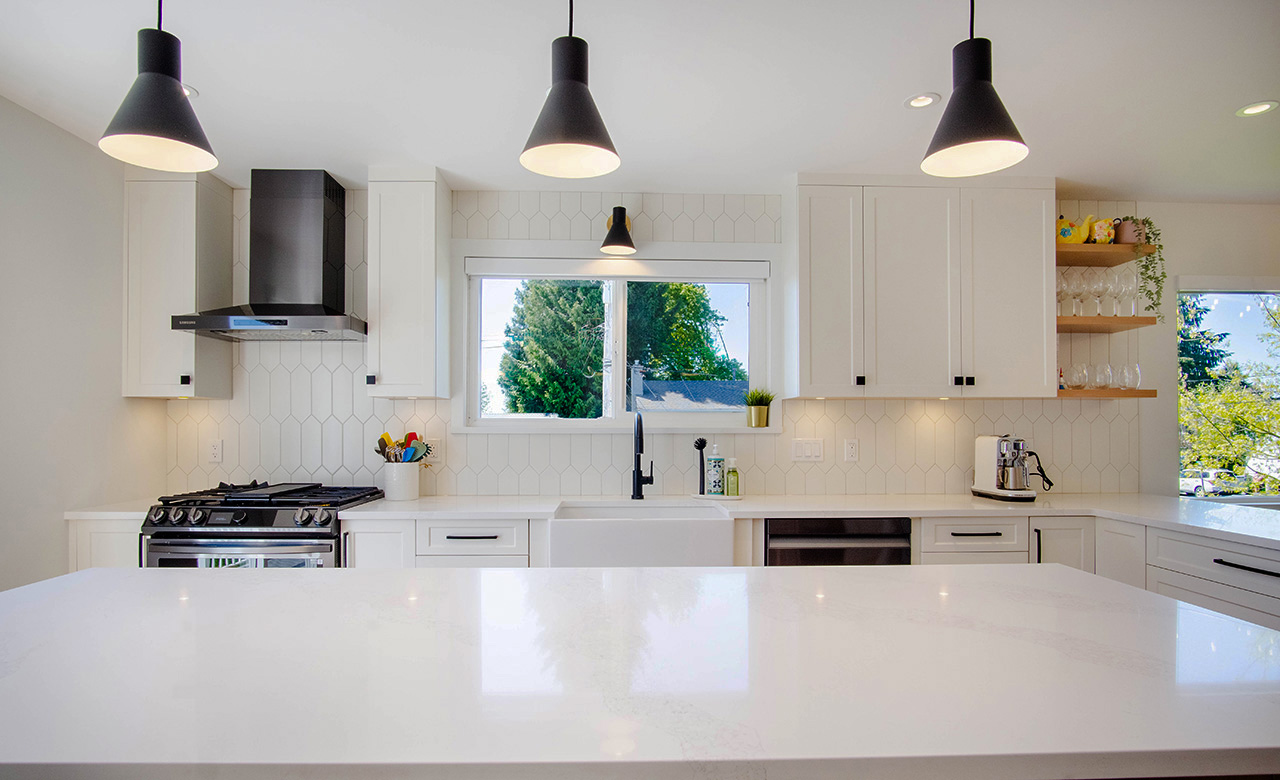 Kitchen west