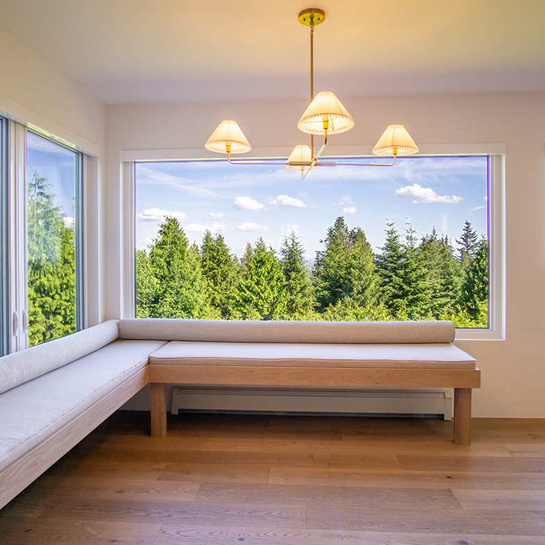 Entryway bench